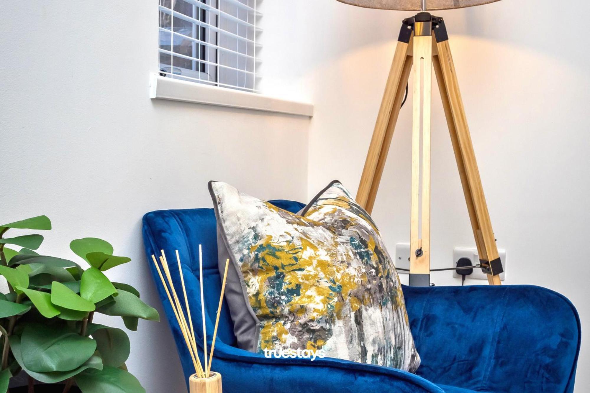 Nursery House By Truestays - 3 Bedroom House In Stoke-On-Trent ภายนอก รูปภาพ